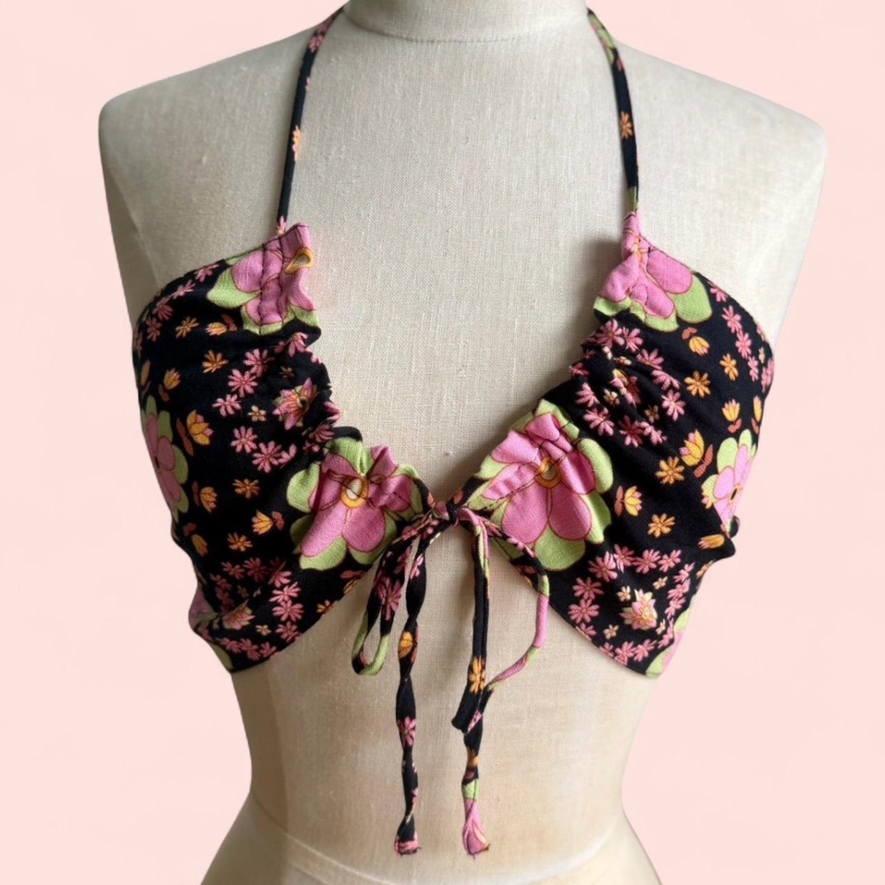 🌸 Mini Flower Power Halter Y2K Ruched Tie Top🌸